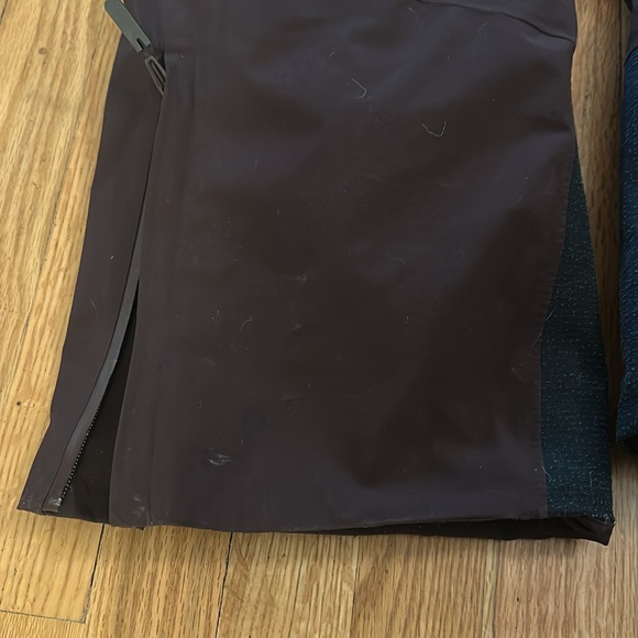 Backcountry sz XS Last Chair Stretch Insulated One-Piece Suit, Cold Brew/Black - Picture 5 of 12